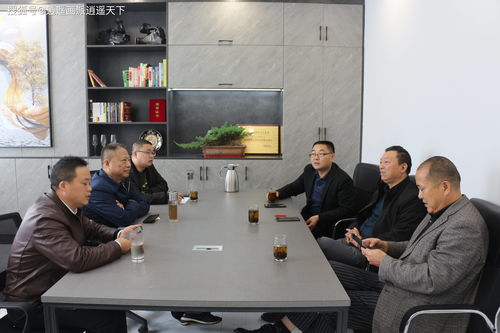 逍遥画派创始人袁竹应邀赴四川世佳文化传媒交流企业文化与艺术交融之道